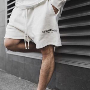 FEAR OF GOD ESSENTIALS SHORTS OATMEAL XL‎ NWT IN PACKAGING